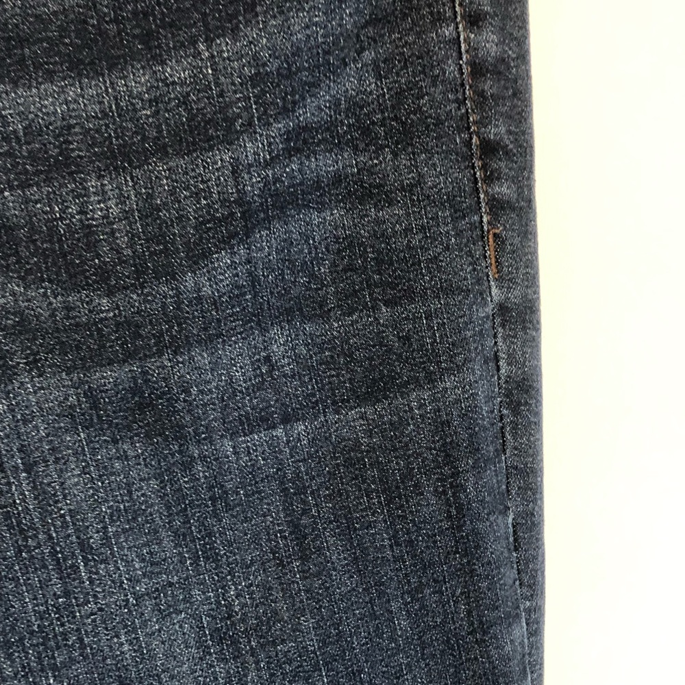 26. Ann Taylor Dark Wash Denim Pant - Picture 10 of 11